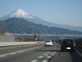 富士山を目の前に東名高速道路をドライブ！