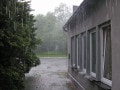 台風・竜巻・強風対策に！ 窓ガラスを守るためのリフォーム術