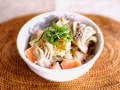 鮭と舞茸の炊き込みご飯の作り方！炊飯器で簡単ご飯レシピ