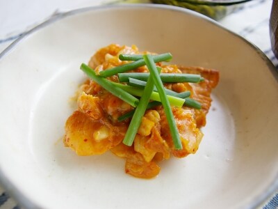 鮭キムチーズ焼きレシピ……ピリ辛で美味しい！