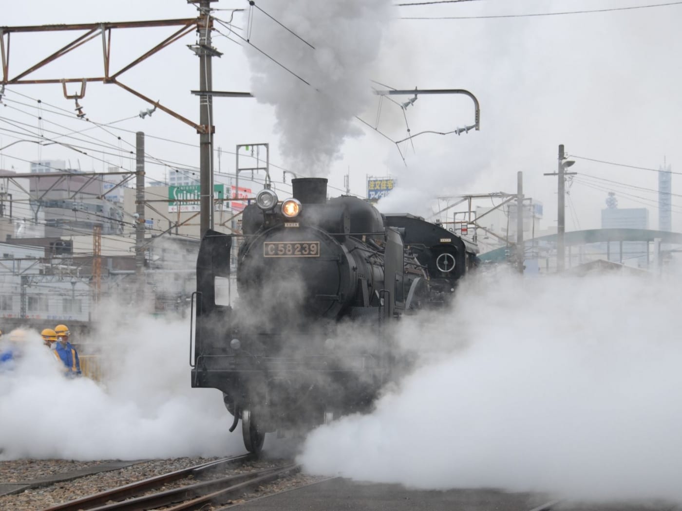 SL銀河」用機関車C58形239号機、40年振りに復活!! [鉄道] All About