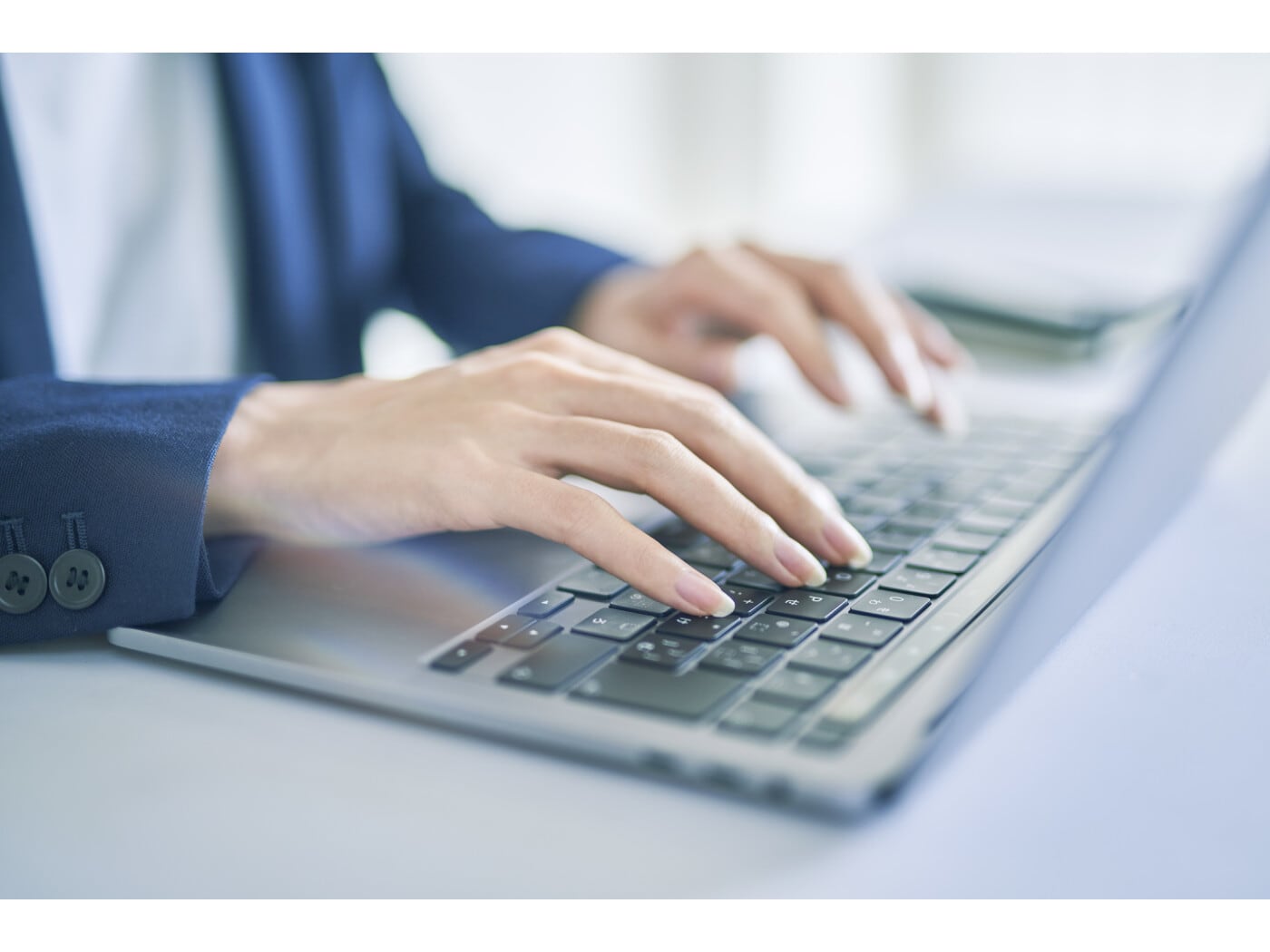 まゆ　【３点】追加ご依頼分 すぐ使える例文あり】修正等の依頼メールの書き方・効果的な伝え