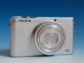 画質重視のコンパクトデジカメ「FUJIFILM XQ1」
