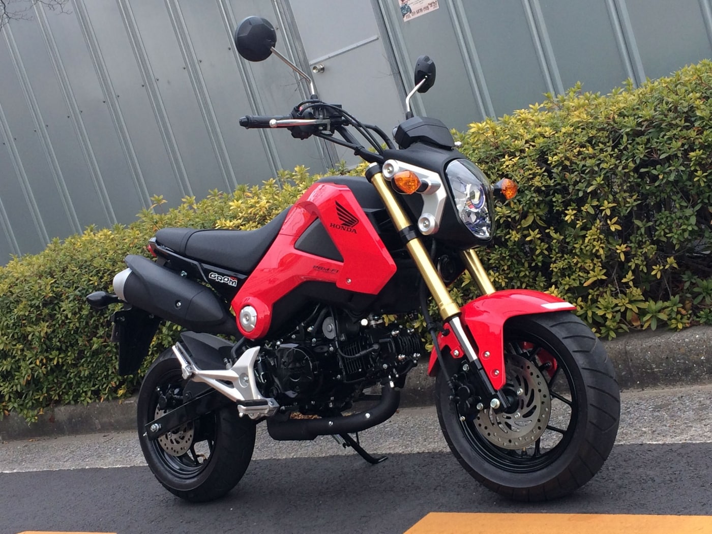 グロム 起し タイヤ前後 2本 ダックス モンキー