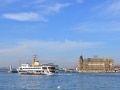 イスタンブールで交通機関としての船を活用する