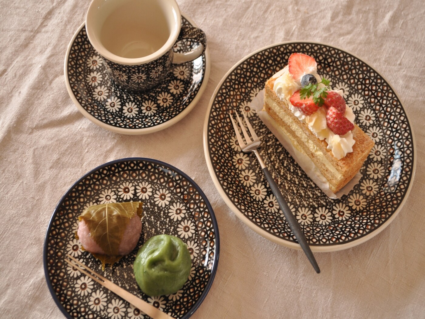 ポーランドの伝統的な食器を扱うブランドセラミカ [食器・カトラリー