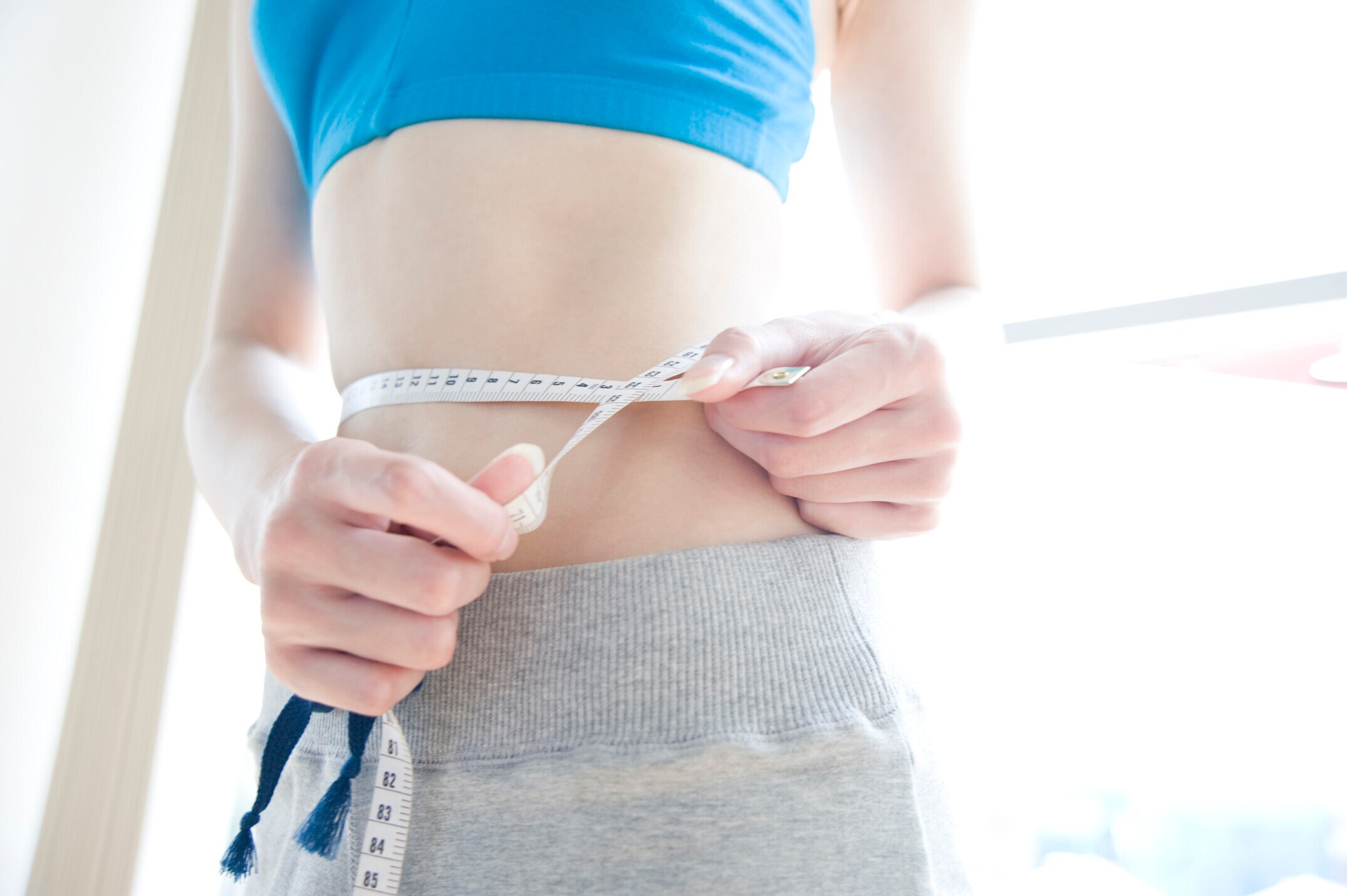 乾布摩擦　小さな膨らみ 乾布摩擦ダイエットとは？ 1日3分で簡単&美肌効果も [簡単ダイエット] All About