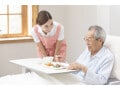 高齢者の介護食を自宅で作るには？食形態レベルがわかる5つの指標・活用法