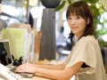 お褒めの言葉への返信は？お客様へのお礼メールの例文と書き方