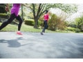 秋のランニングを楽しむ服装は？ 快適なウェアコーディネート