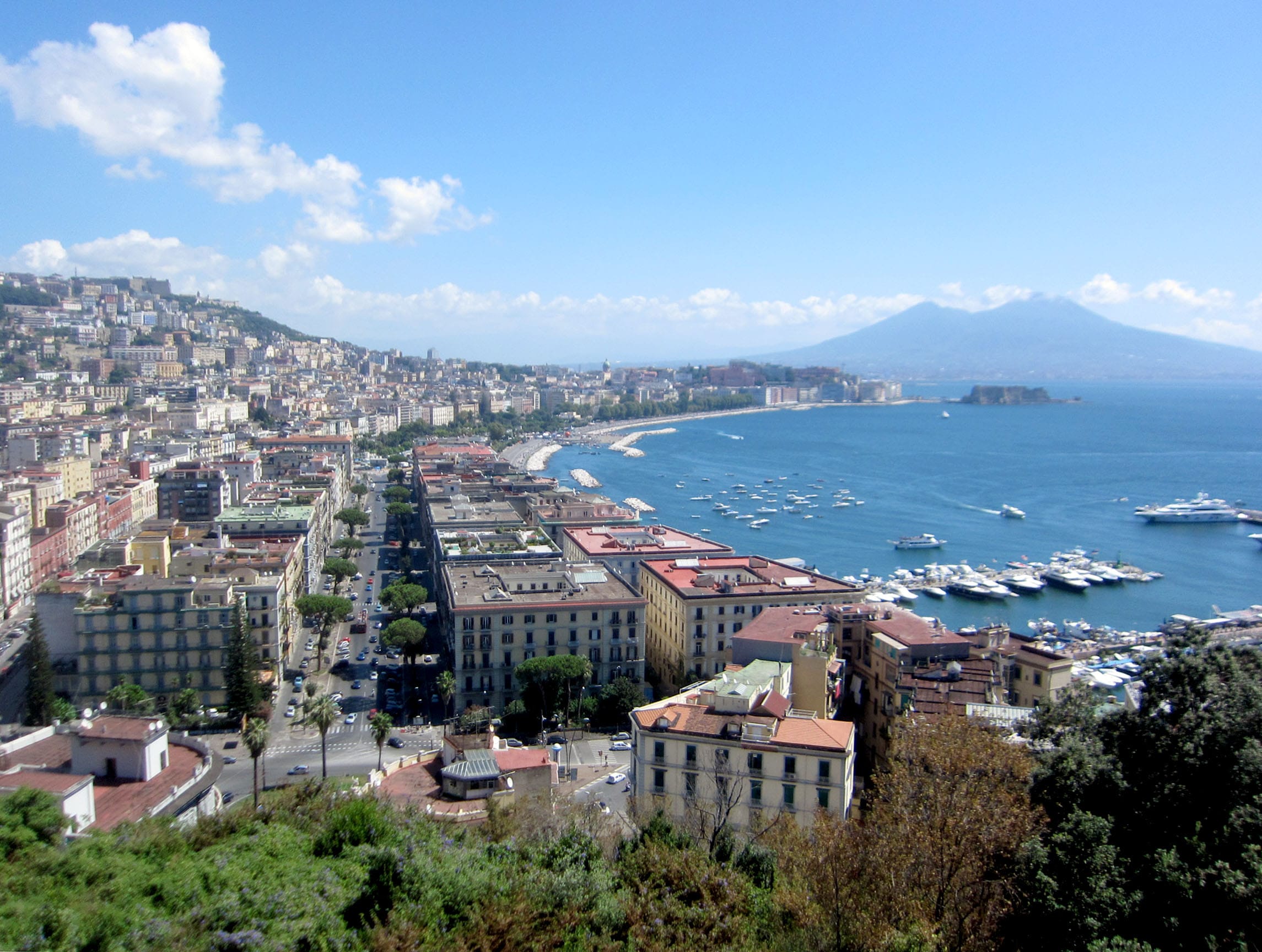 恋人たちの聖地！ポジリポの絶景テラス/ナポリ [イタリア] All About