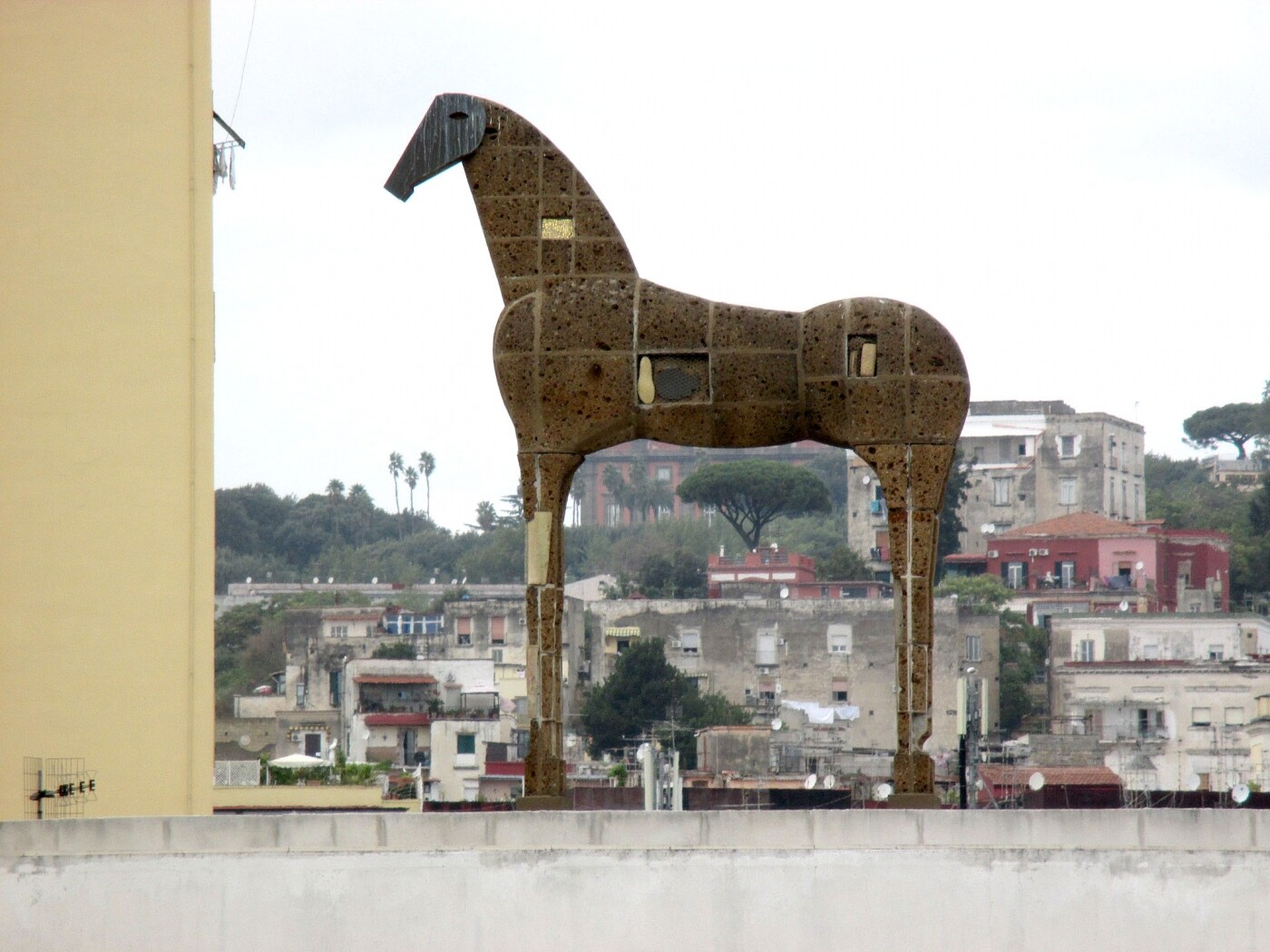 ナポリの隠れ家スポット！現代アート美術館マードレ [イタリア