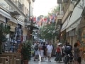 アテネの古い街並みが遺る、散歩が楽しいプラカ地区