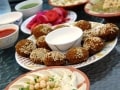 ドバイで食い倒れ！ ローカルフードを食べ歩こう
