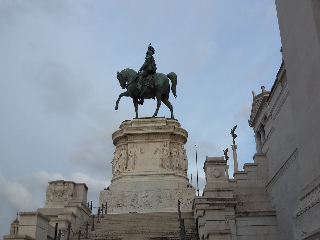 トレビの泉／ローマ [ローマ] All About