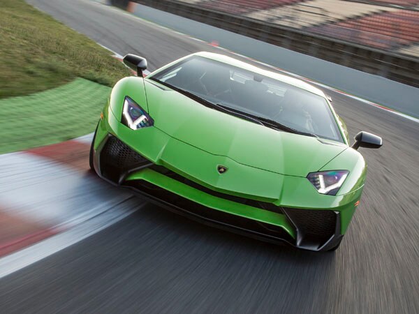 アヴェンタドールSV「史上最強のランボルギーニ」 [ランボルギーニ