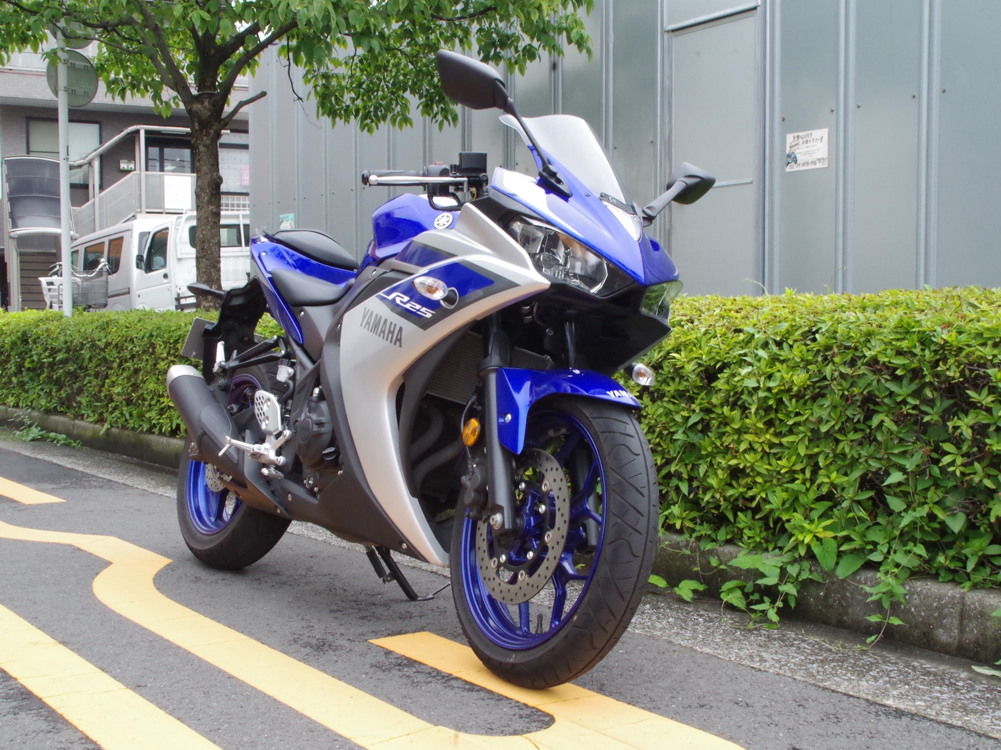 YZF-R25  fzr yamada様 ヤマハ「YZF-R25」がマイナーチェンジを実施！ 精悍さに磨きを