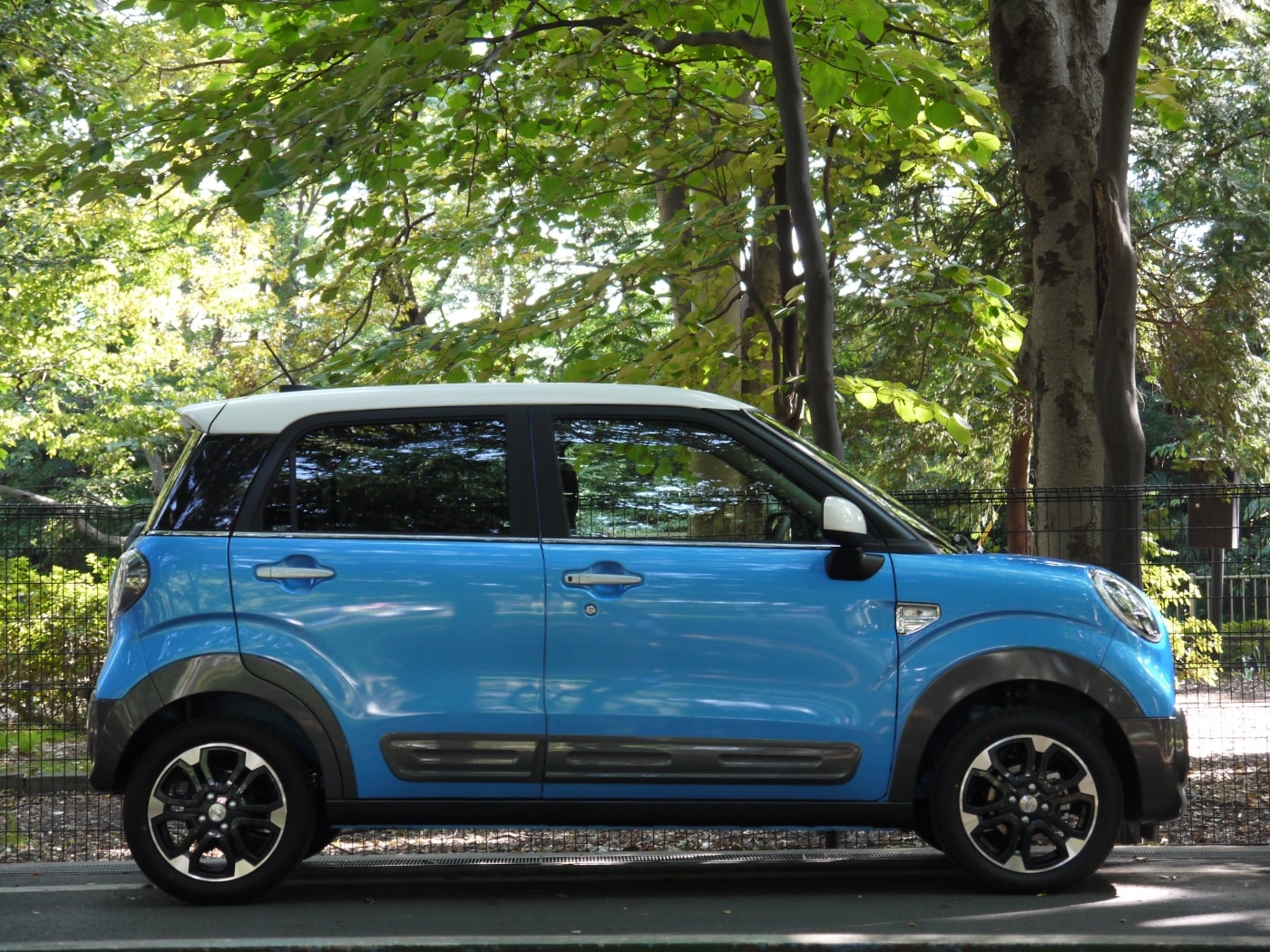 ダイハツ　DAIHATSU キャスト　アクティバ　プルバックカー　３点セット Amazon | ダイハツ キャスト アクティバ (DAIHATSU Cast Activa