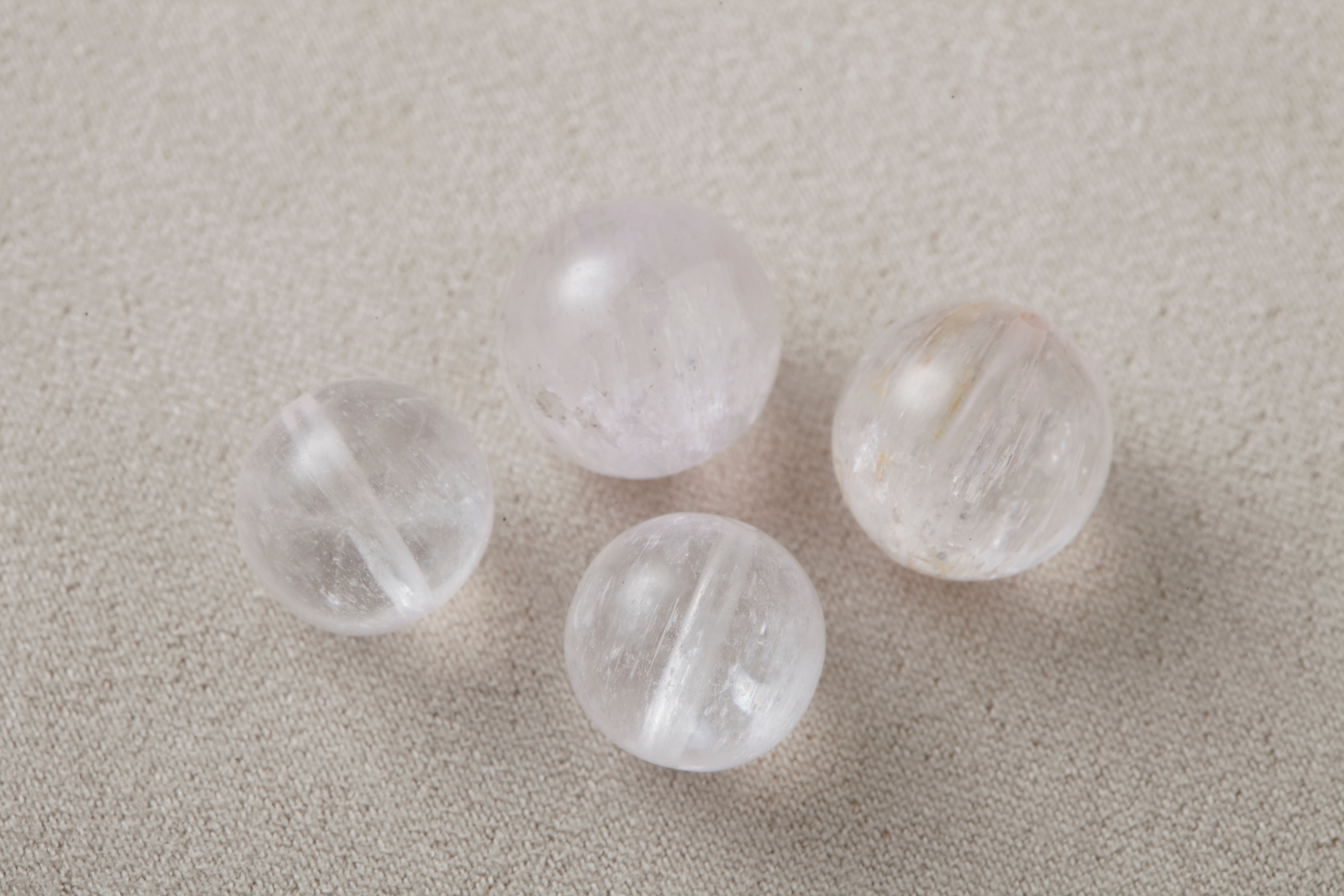 クンツァイトスフィア♡♡No.2016 クンツァイトスフィア♡♡No.2016 クンツァイト（リチア輝石）は