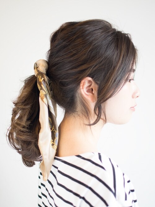 スカーフヘアバンド 女性の髪を結ぶポニーテール カチューシャ