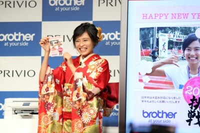 印刷の出来に大満足のようす