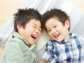 子供がゲイやレズビアンだったら？兆候と対処法