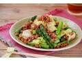 アスパラとキャベツのひき肉ソース和えレシピ！お弁当のおかずにも