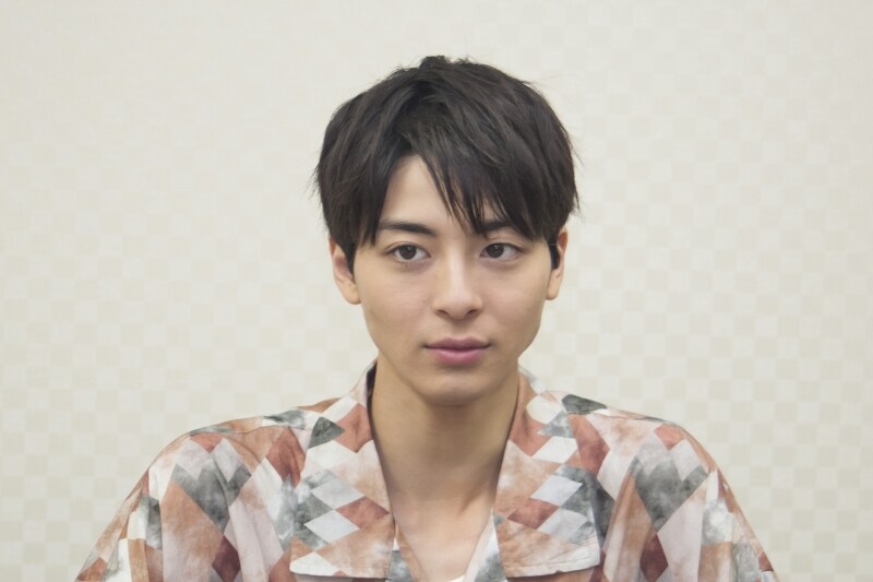 大注目の俳優！映画『逆光の頃』の高杉真宙の素顔とは [映画