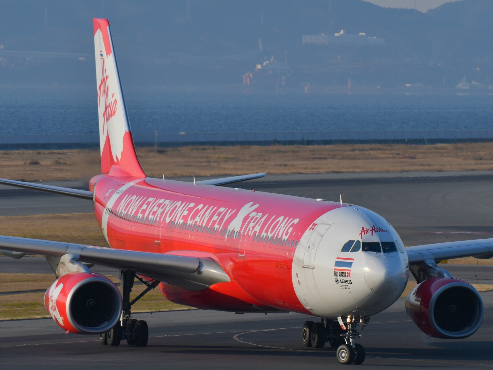 コーヒーカップ エアライン ドラゴン航空 コーヒーカップ エアライン ドラゴン航空 - メルカリ