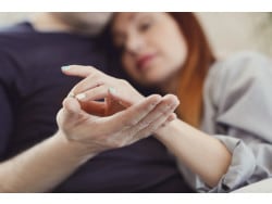 パイパンムチムチ 40代女性は不倫しやすい？ 40歳を超えた人妻が浮気に嵌る可能性 [夫婦関係] All About