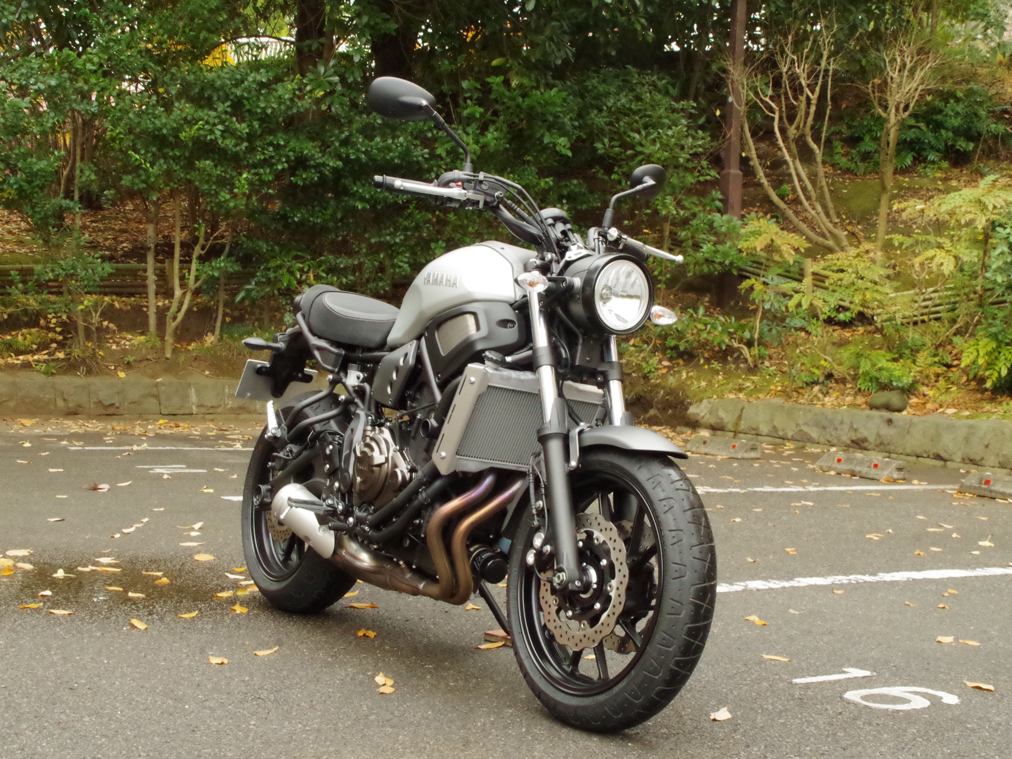 ブランド雑貨総合 FZ1 ヤマハ 代理 18000キロ 検7年6月（投稿詳細｜MOTOCLE） ダイニングセット