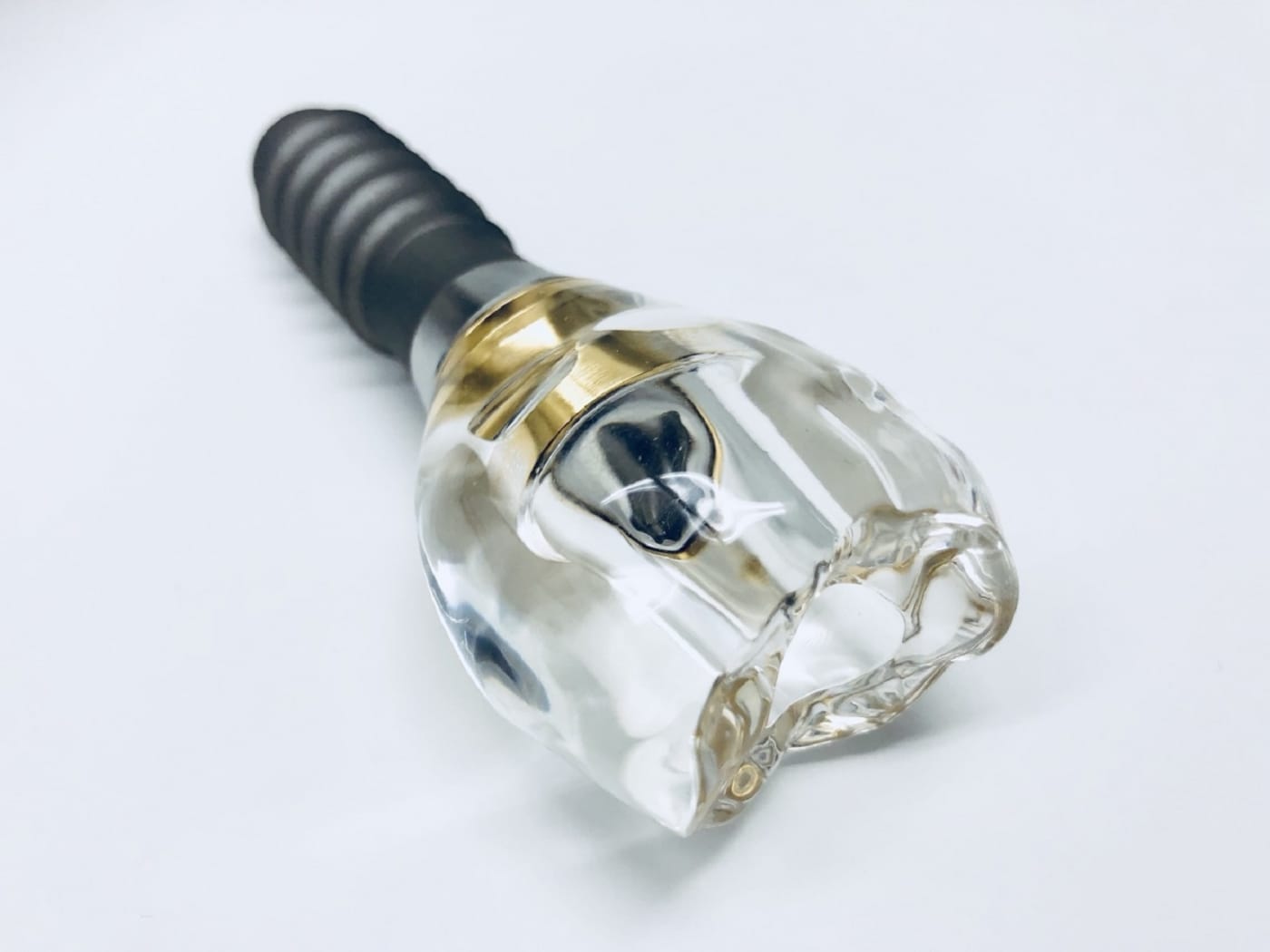 オッセインアグレーテッド インプラントとその概念【裁断済】 LA-ZT-500_700.jpg