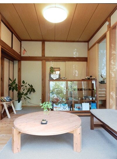 カフェ