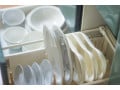 食器収納・片付けのコツ3つ！ 時短家事にも効果的なポイント