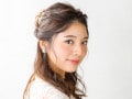 三つ編みアレンジのハーフアップ！ 結婚式もOKな簡単ヘアスタイル