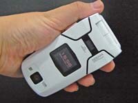 HSDPAに対応した「N902iX HIGH-SPEED」
