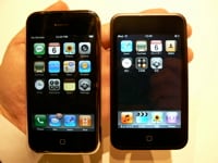 iPhoneか？ それともiPod touchか？
