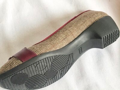 スニーカーのような歩きやすいパンプス　オールデーウォーク