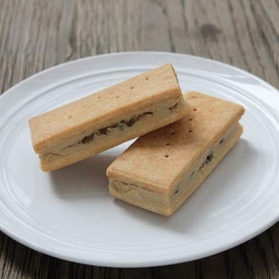 チャヤ マクロビオティックス┃米粉のマクロビバターサンド