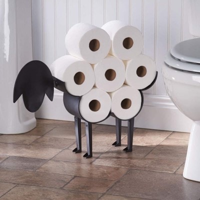 ART&ARTIFACT「Sheep Toilet Paper Holder」（出典：Amazon）