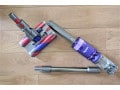 ダイソン新商品「全方向に動く」コードレス掃除機レビュー。ぐるぐる動くから掃除が楽しい！