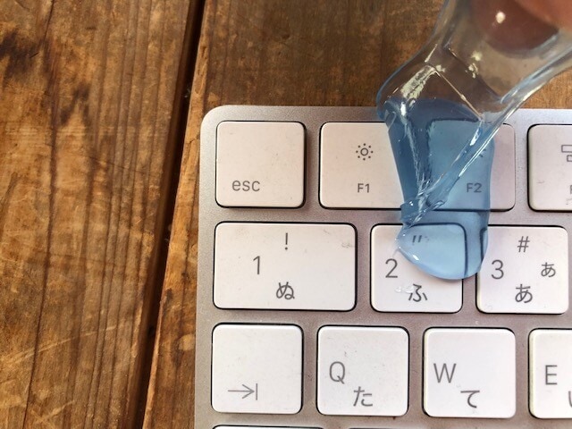 ゆっくり剥がす