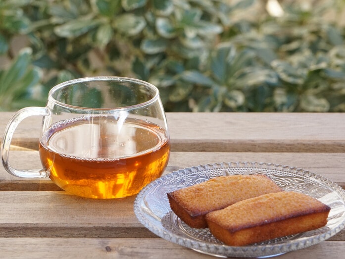 シャトレーゼとYATSUDOKI「【焼きたて工房】フィナンシェ」はそのまま食べても美味！