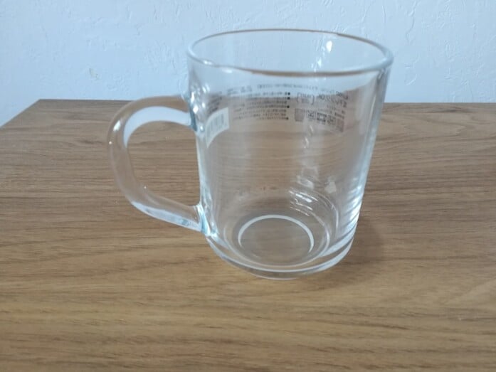 セリアの透明マグカップ「耐熱ガラスマグ」
