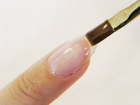 ジェルネイルに挑戦！ 地爪をコーティング