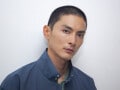 俳優生活20周年！ 映画『罪と悪』主演の高良健吾が「絶対に演じたい」「手放したくない」役とは