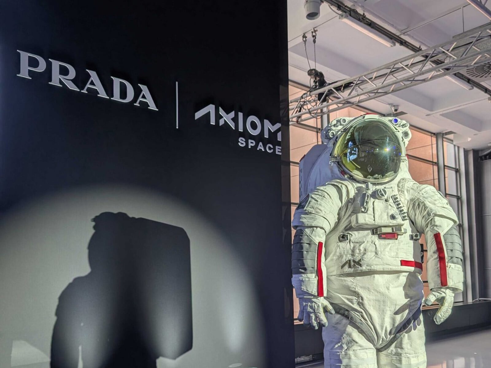 お風呂に入れず下着からは部活臭が…宇宙という「極限環境」が生んだ