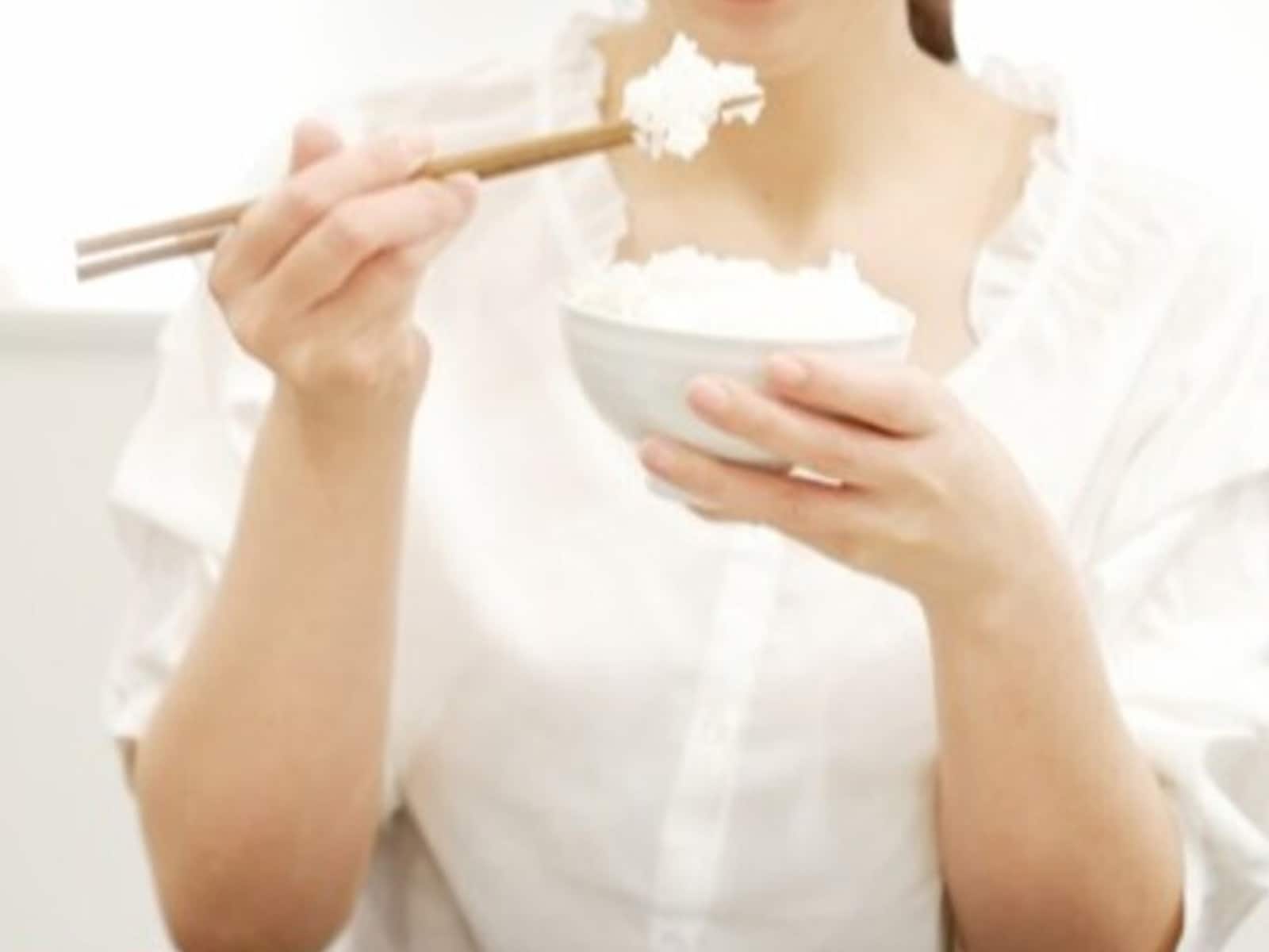お 茶碗 持ち 方