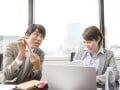 上司の「皮肉」や「冷笑」が部下を潰す！ 感情的なマネジメントが招くチームの悲劇とは？