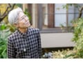 貯金150万円「近所を散歩して、たまに今川焼きを食べるのが楽しみ」65歳女性1人の年金暮らし